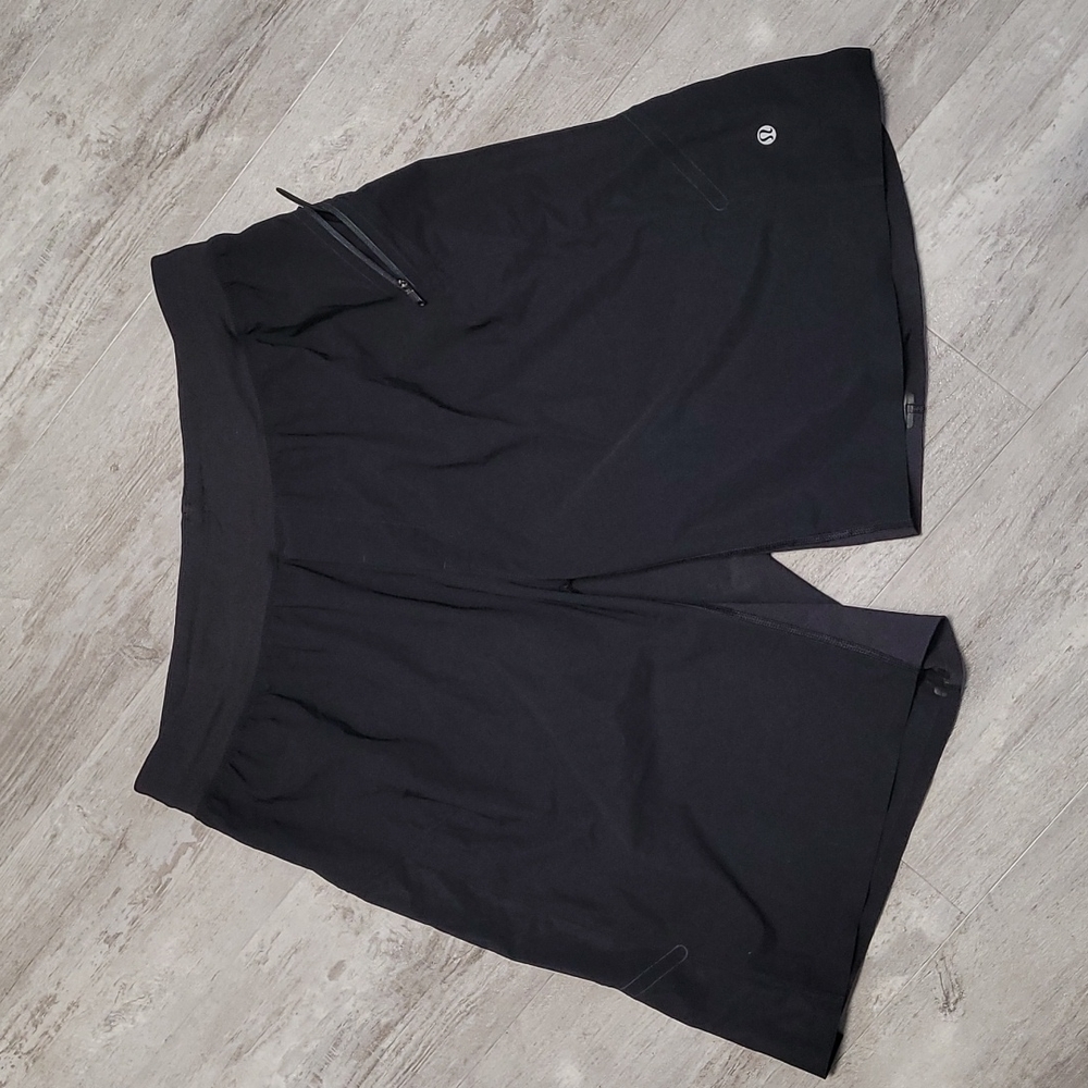 Men's Lululemon shorts